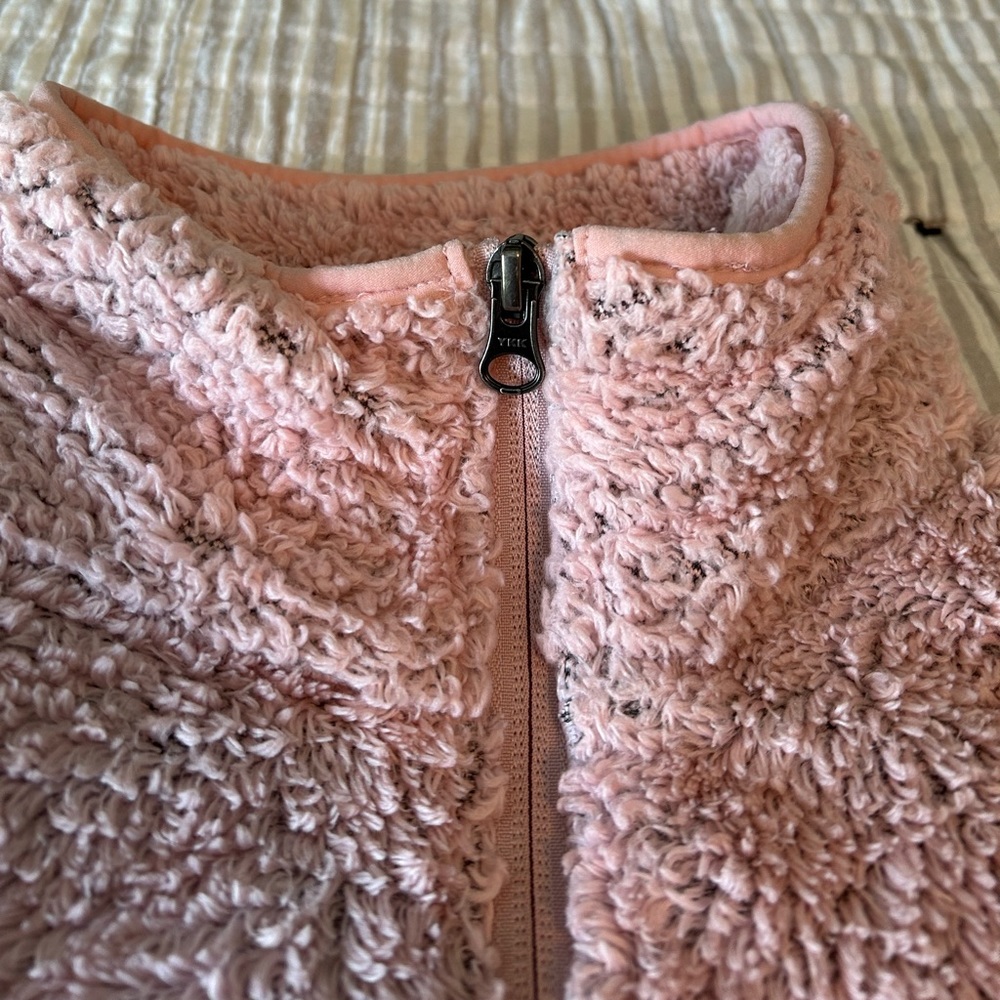 Columbia Zip Up - Picture 3 of 5